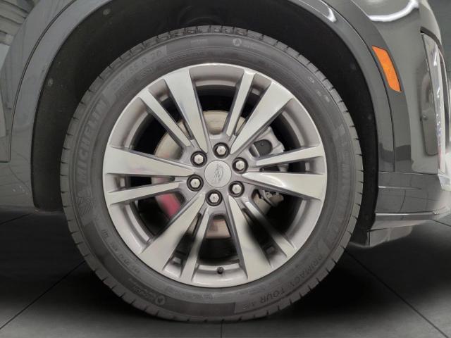 2025 Cadillac XT6 Vehicle Photo in NEENAH, WI 54956-2243