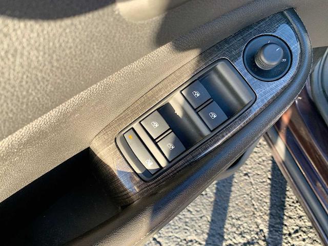 2015 Chevrolet Malibu Vehicle Photo in MOON TOWNSHIP, PA 15108-2571