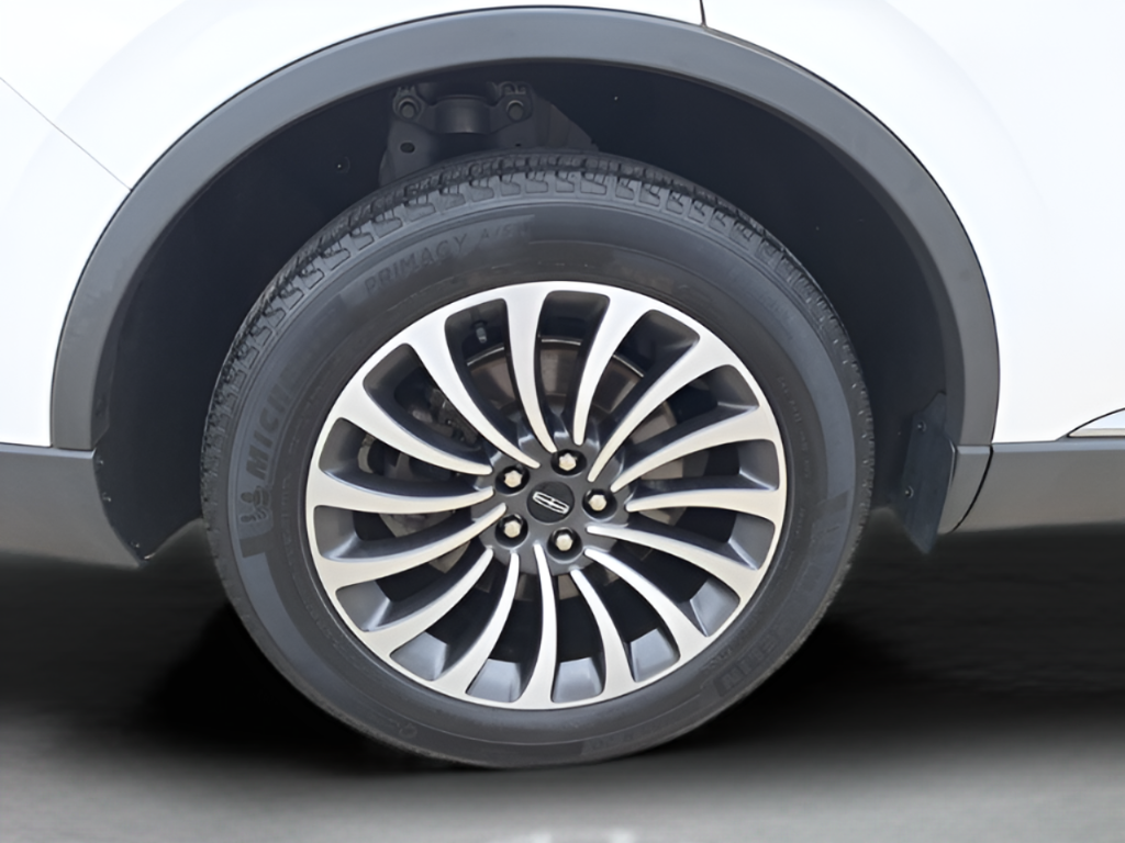 2023 Lincoln Aviator photo 28 of 36