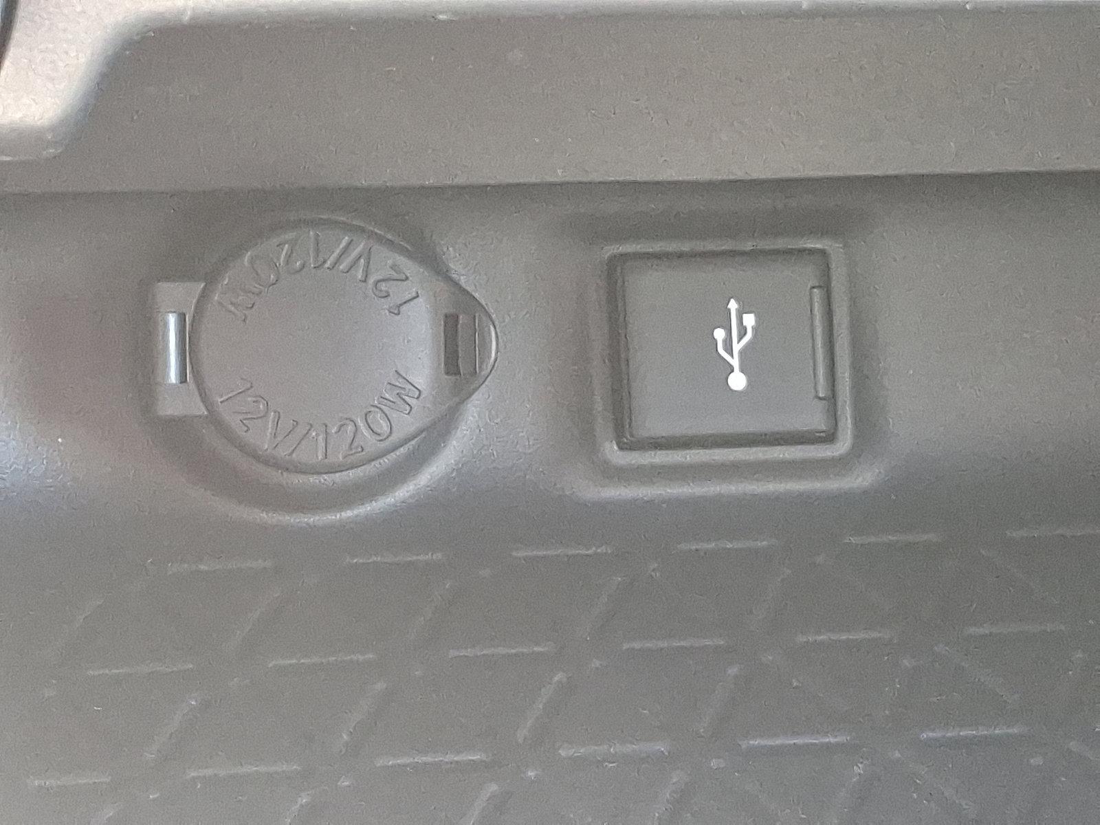 2022 Toyota RAV4 Vehicle Photo in Trevose, PA 19053