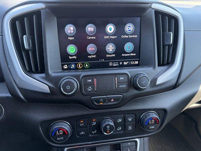 2022 GMC Terrain Vehicle Photo in LEOMINSTER, MA 01453-2952