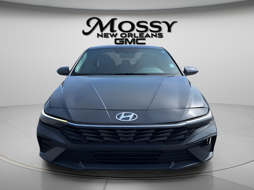 2025 Hyundai Elantra SE - 1