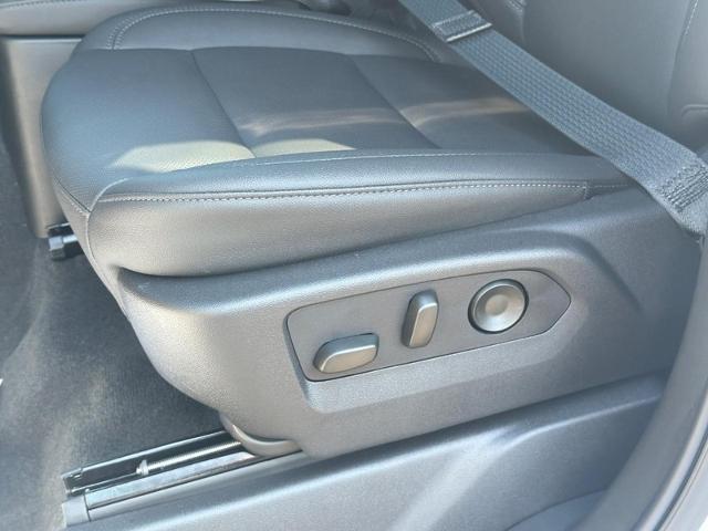 2025 GMC Sierra 2500 HD Vehicle Photo in COLUMBIA, MO 65203-3903