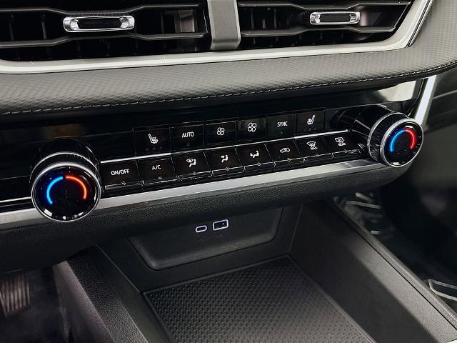 2026 Chevrolet Equinox Vehicle Photo in PUYALLUP, WA 98371-4149