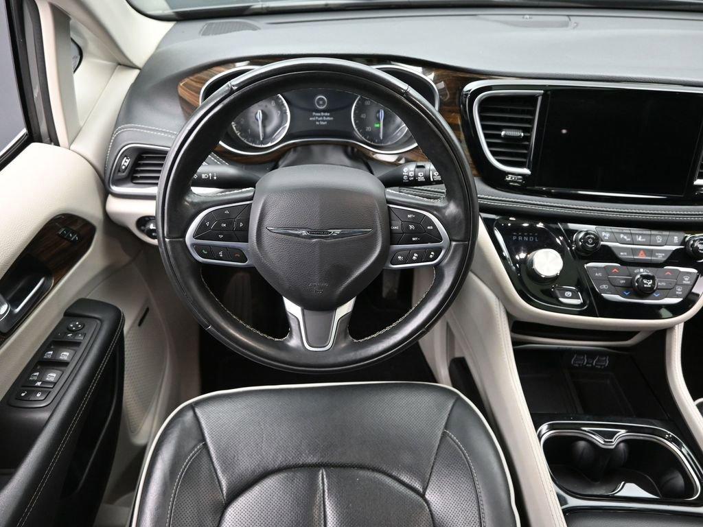 2022 Chrysler Pacifica Vehicle Photo in Cedar Rapids, IA 52402