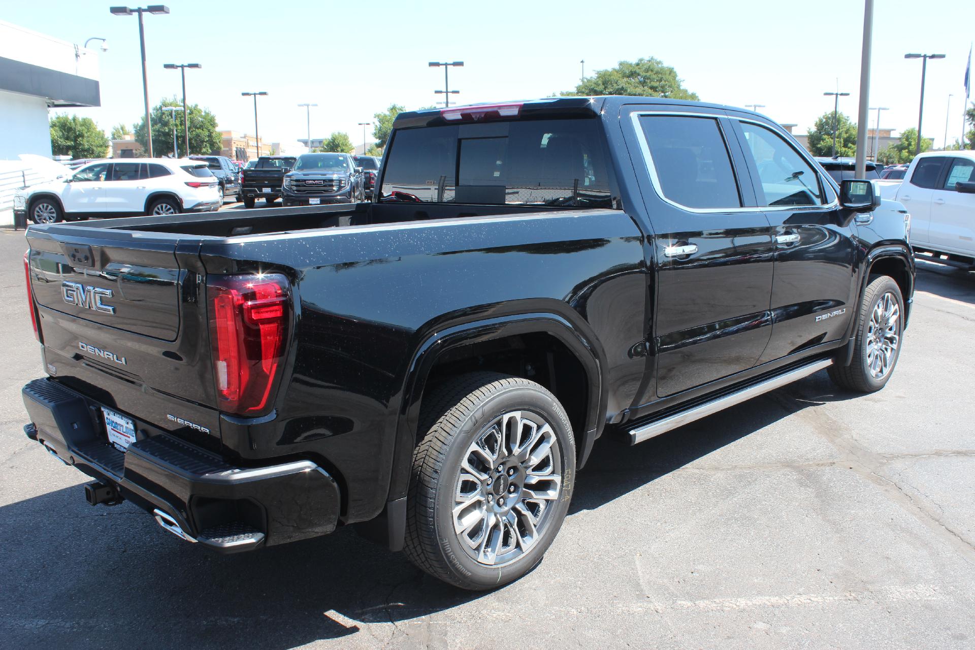 2026 GMC Sierra 1500 Vehicle Photo in AURORA, CO 80012-4011