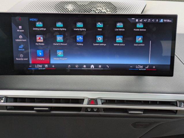 2025 BMW iX Vehicle Photo in BRUNSWICK, GA 31525-1881