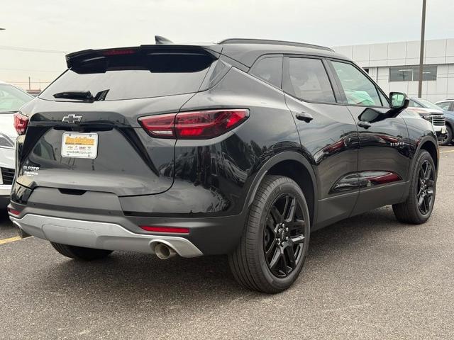 2025 Chevrolet Blazer Vehicle Photo in COLUMBIA, MO 65203-3903