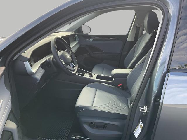 2025 Volkswagen Tiguan Vehicle Photo in Oshkosh, WI 54904