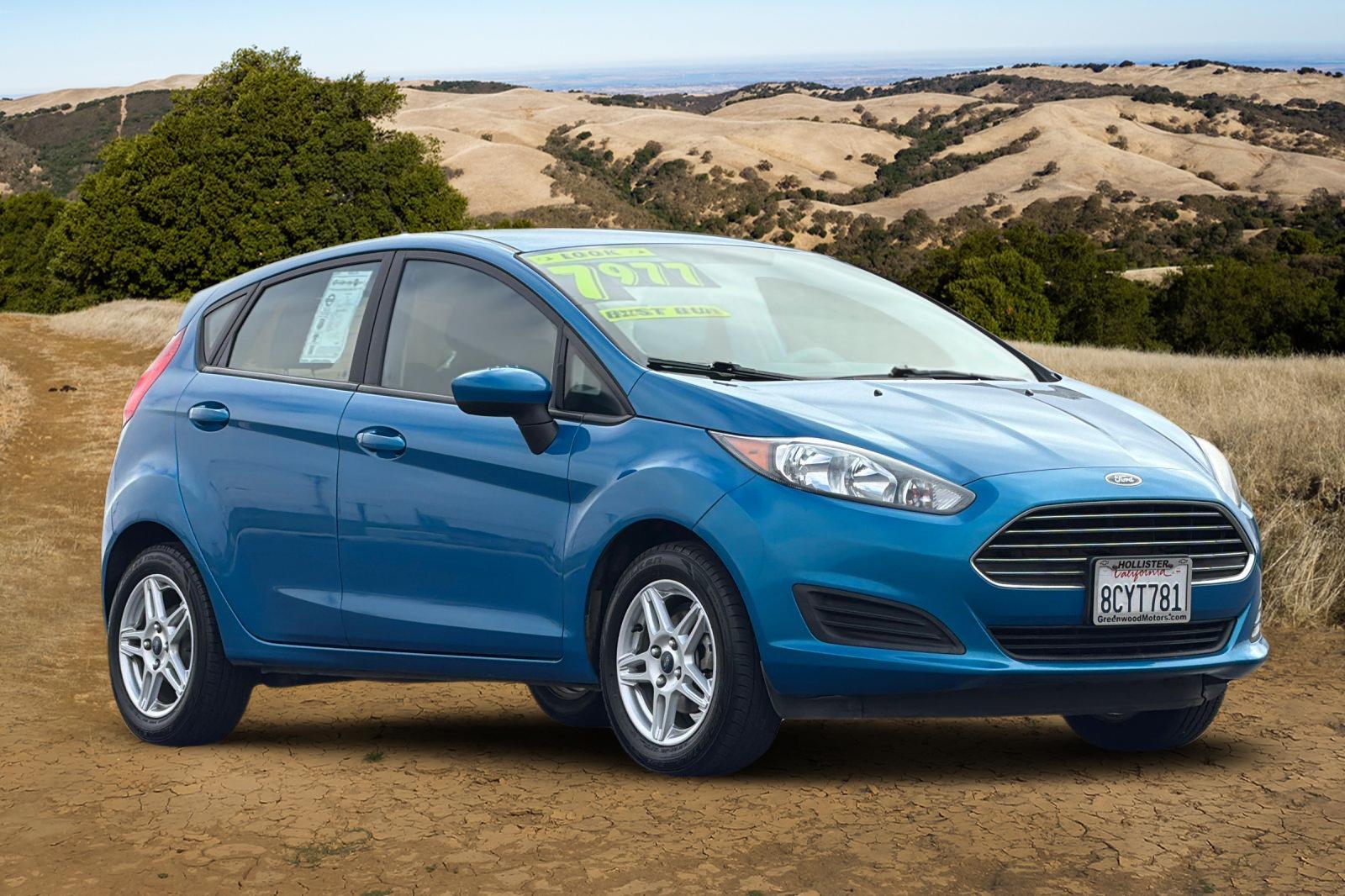 Used 2017 Ford Fiesta SE with VIN 3FADP4EJ9HM158227 for sale in Herndon, VA
