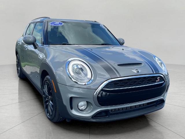 2017 MINI Cooper S Clubman ALL4 Vehicle Photo in Neenah, WI 54956
