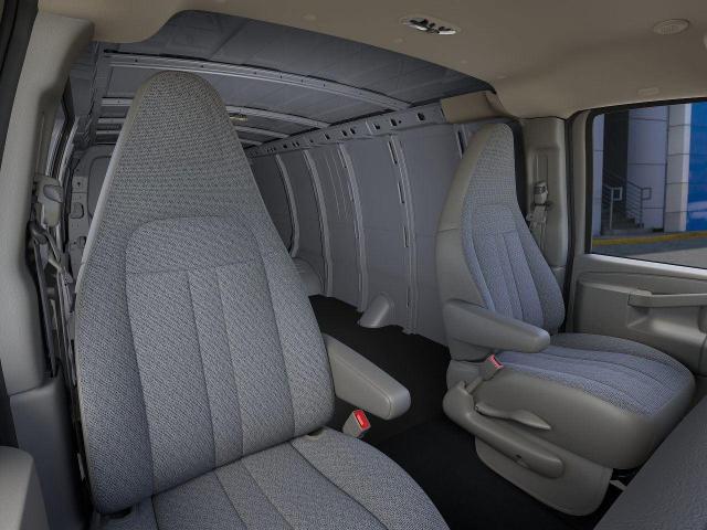 2025 Chevrolet Express Cargo Van Vehicle Photo in KANSAS CITY, MO 64114-4502