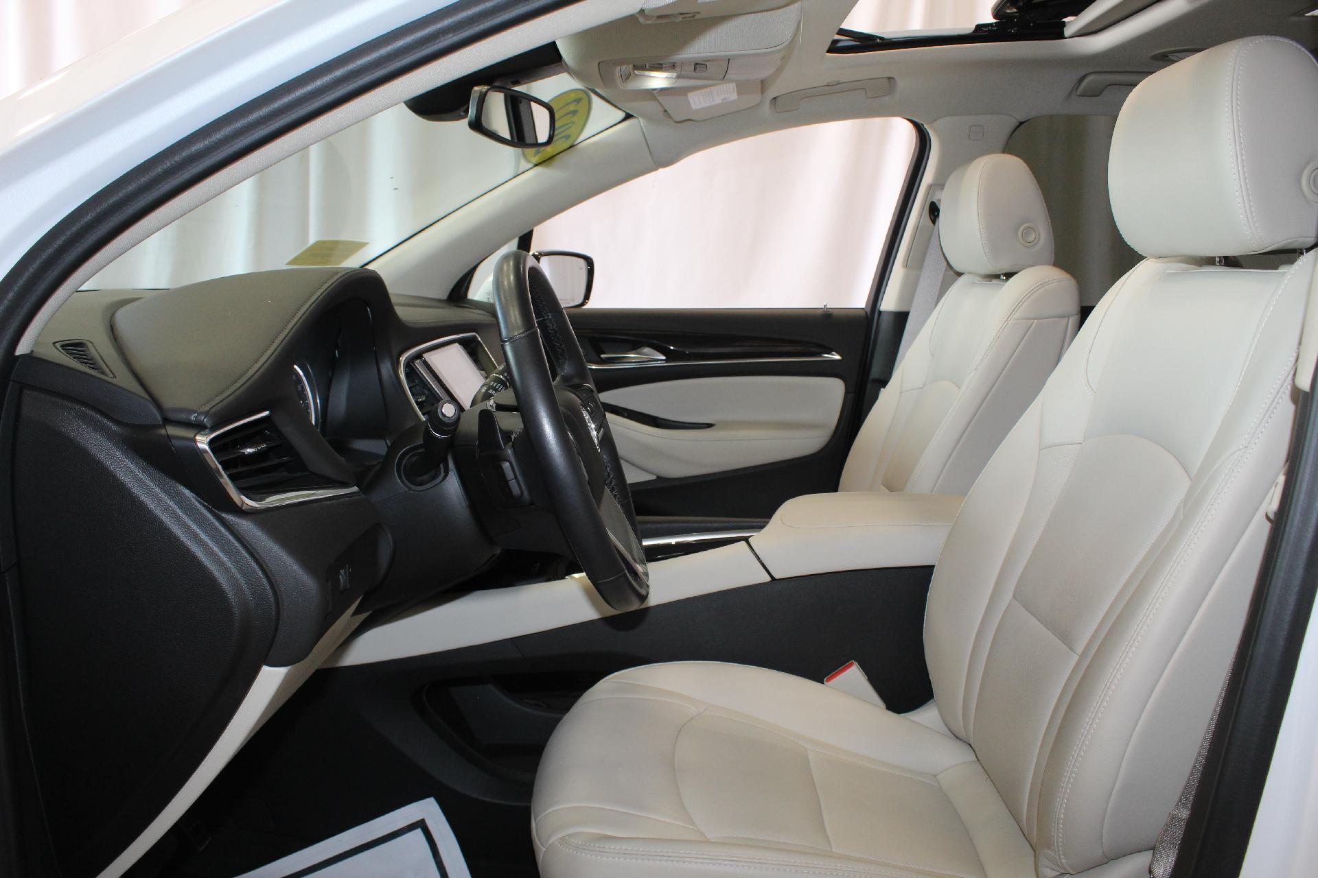 2022 Buick Enclave Vehicle Photo in NORTHAMPTON, MA 01060-1120