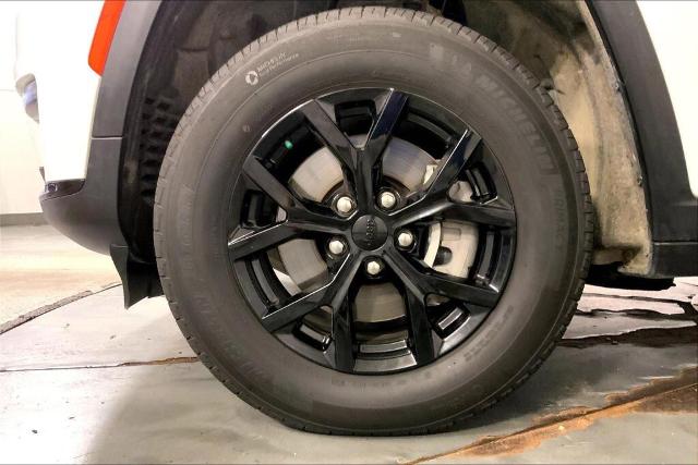 2024 Jeep Grand Cherokee L Vehicle Photo in Kansas City, MO 64114