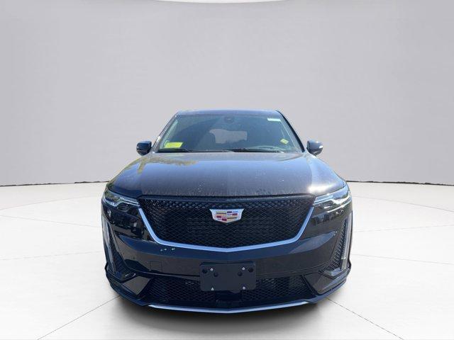 2025 Cadillac XT6 Vehicle Photo in LEOMINSTER, MA 01453-2952