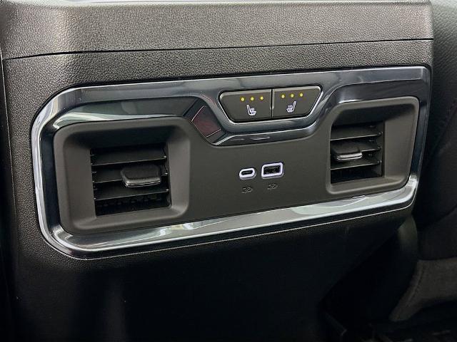 2025 GMC Sierra 3500 HD Vehicle Photo in PUYALLUP, WA 98371-4149