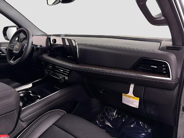 2025 Chevrolet Suburban Vehicle Photo in PUYALLUP, WA 98371-4149