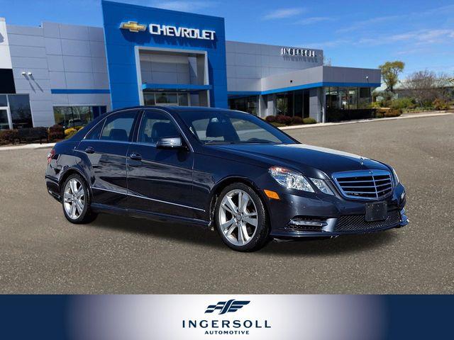 2013 Mercedes-Benz E-Class Vehicle Photo in DANBURY, CT 06810-5034