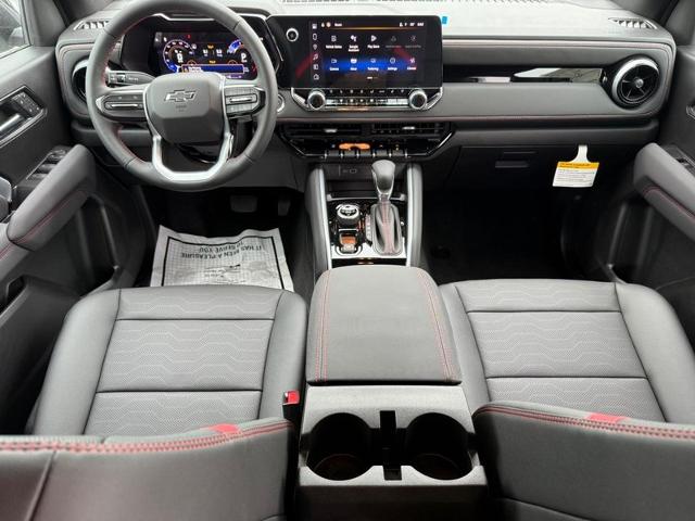 2025 Chevrolet Colorado Vehicle Photo in COLUMBIA, MO 65203-3903