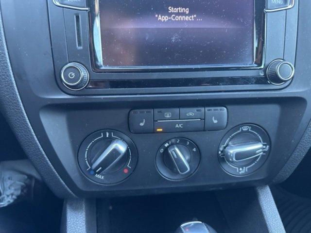 2016 Volkswagen Jetta Sedan Vehicle Photo in Harrisburg, PA 17111
