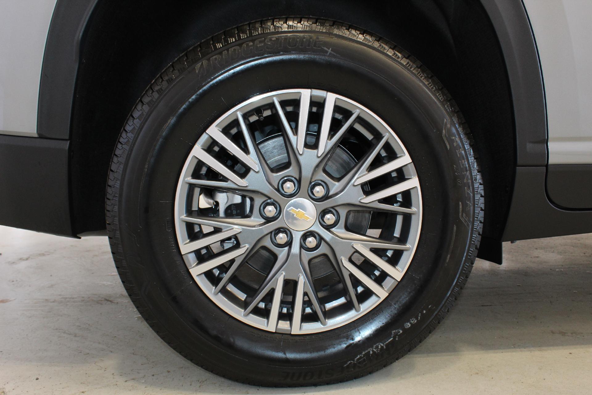 2026 Chevrolet Traverse Vehicle Photo in NORTHAMPTON, MA 01060-1120