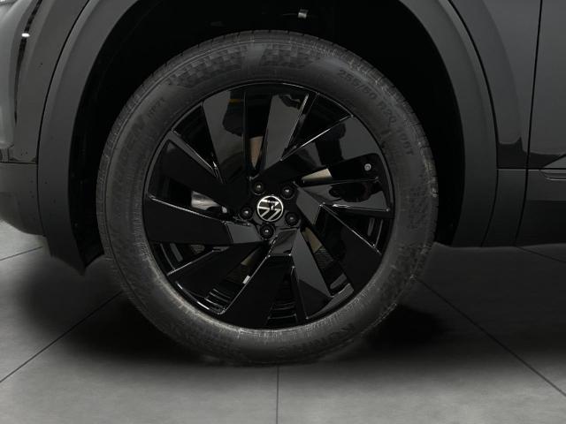 2026 Volkswagen Atlas Vehicle Photo in Appleton, WI 54913