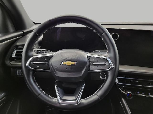 2025 Chevrolet Traverse Vehicle Photo in NEENAH, WI 54956-2243