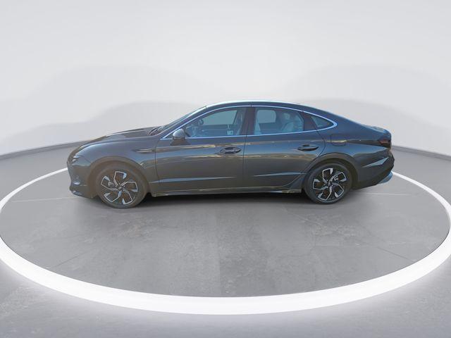 2024 Hyundai SONATA Vehicle Photo in Pleasant Hills, PA 15236