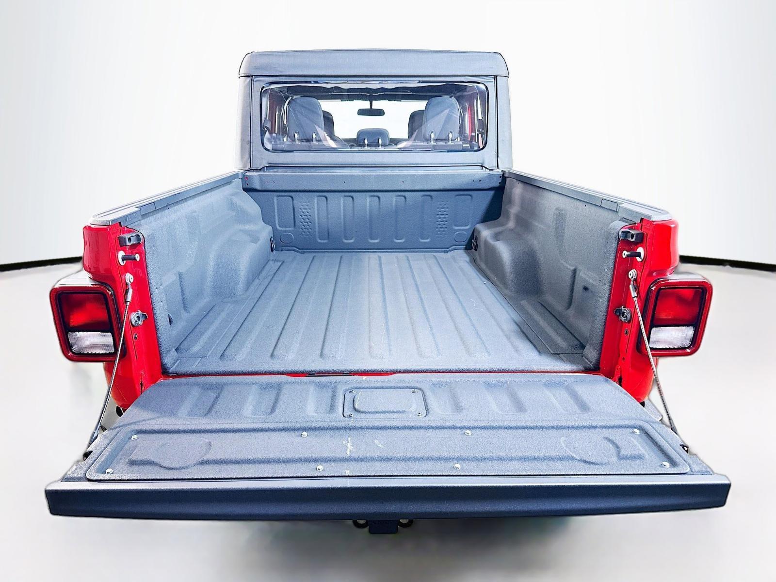 2023 Jeep Gladiator Vehicle Photo in Langhorne, PA 19047