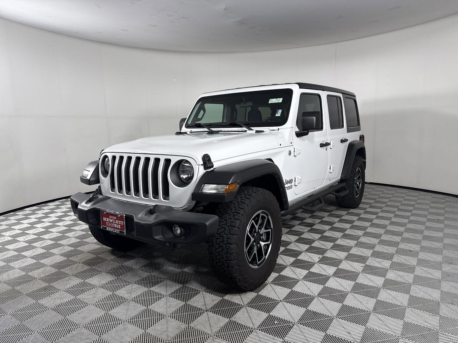 2019 Jeep Wrangler Unlimited Vehicle Photo in GEORGETOWN, TX 78626-7508