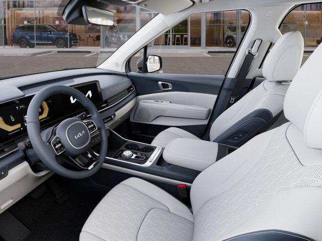 2025 Kia Carnival Hybrid Vehicle Photo in Westbrook, ME 04092