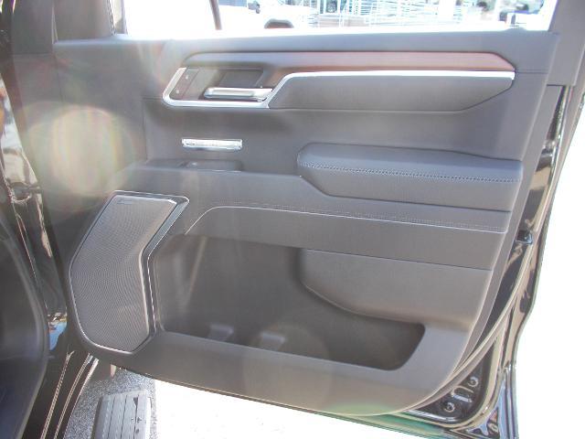 2026 GMC Sierra 1500 Vehicle Photo in LOWELL, MA 01852-4336