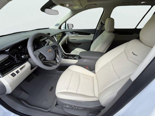 2025 Cadillac XT6 Vehicle Photo in LEOMINSTER, MA 01453-2952