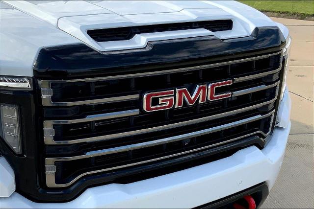 2021 GMC Sierra 2500 HD Vehicle Photo in TOPEKA, KS 66609-0000