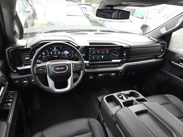 2024 GMC Sierra 1500 Vehicle Photo in Pleasant Hills, PA 15236