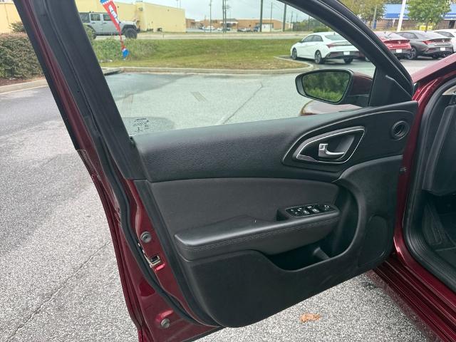 2015 Chrysler 200 Vehicle Photo in Statesboro, GA 30458