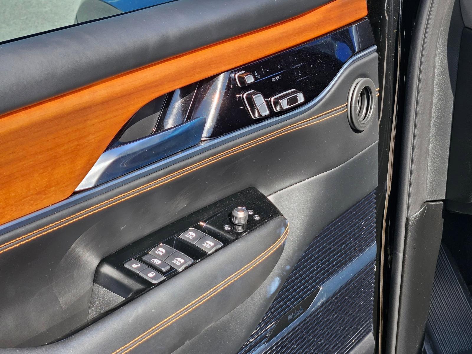 2024 Jeep Grand Wagoneer Vehicle Photo in Seguin, TX 78155