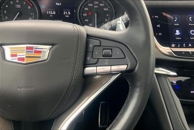 2024 Cadillac XT6 Vehicle Photo in TOPEKA, KS 66609-0000