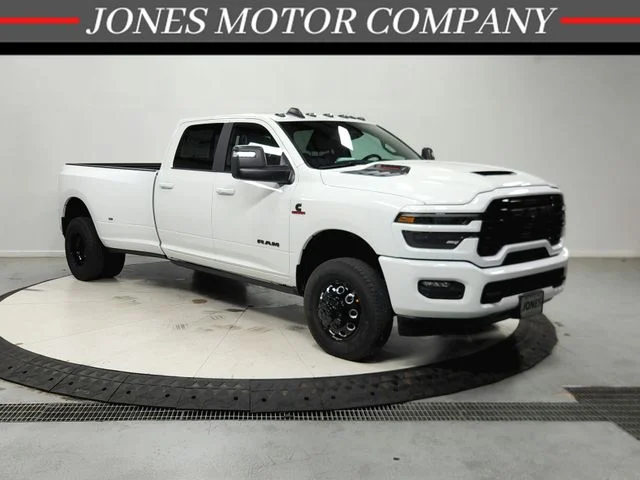 2026 Ram 3500 Vehicle Photo in Savannah, TN 38372