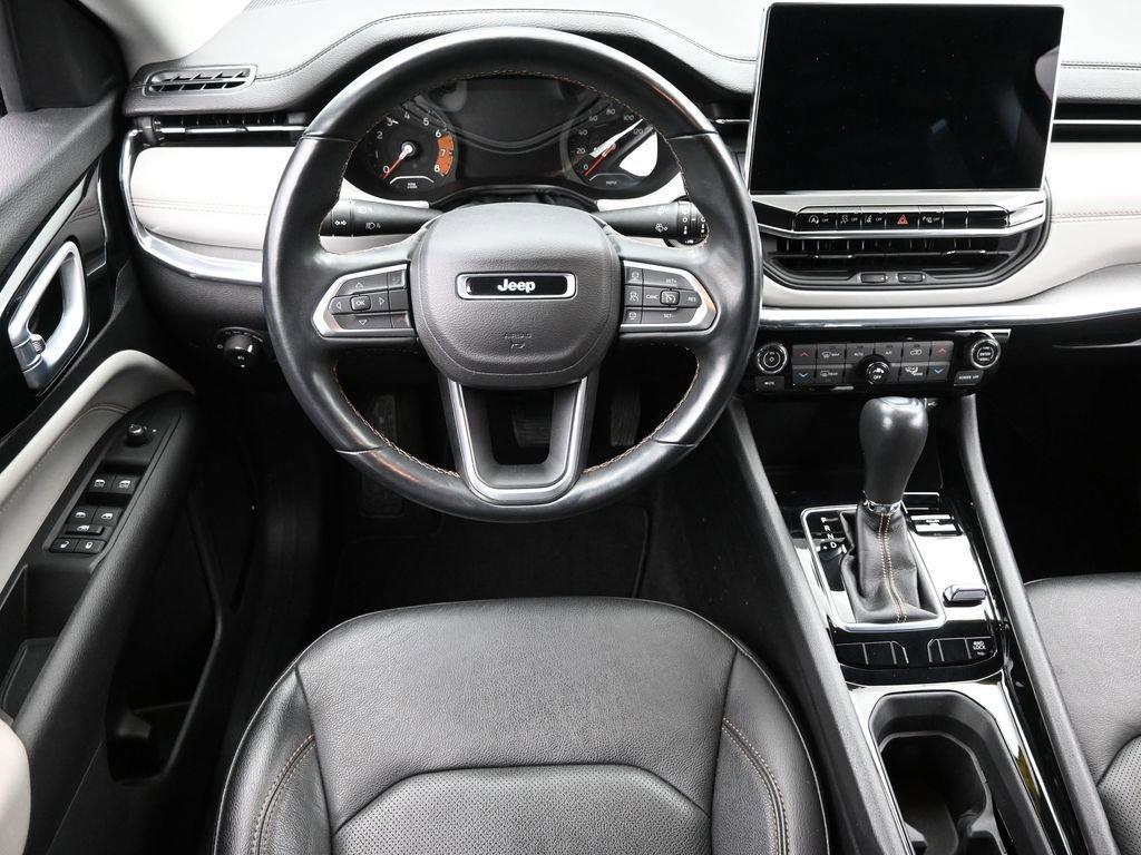 2022 Jeep Compass Vehicle Photo in Cedar Rapids, IA 52402