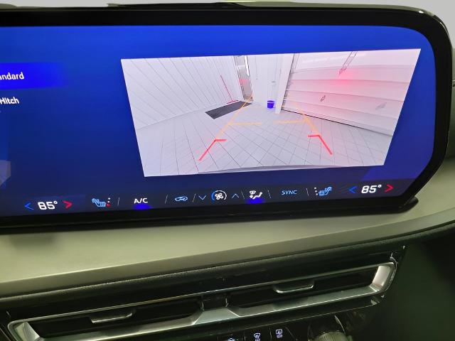 2025 Chevrolet Traverse Vehicle Photo in MANITOWOC, WI 54220-5838