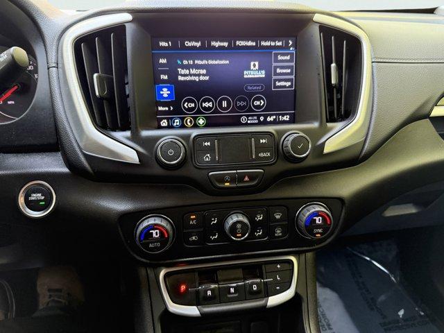 2022 GMC Terrain Vehicle Photo in LEOMINSTER, MA 01453-2952