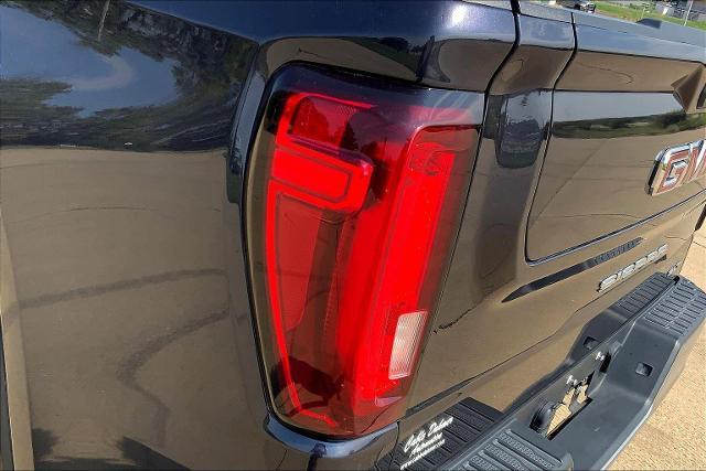 2022 GMC Sierra 1500 Vehicle Photo in TOPEKA, KS 66609-0000
