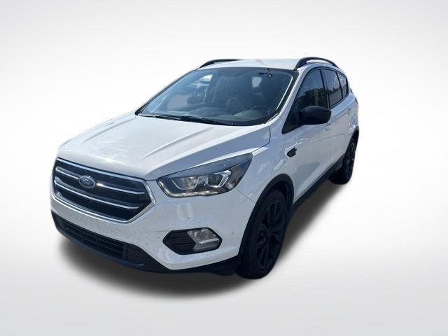 2017 Ford Escape Vehicle Photo in Radcliff, KY 40160