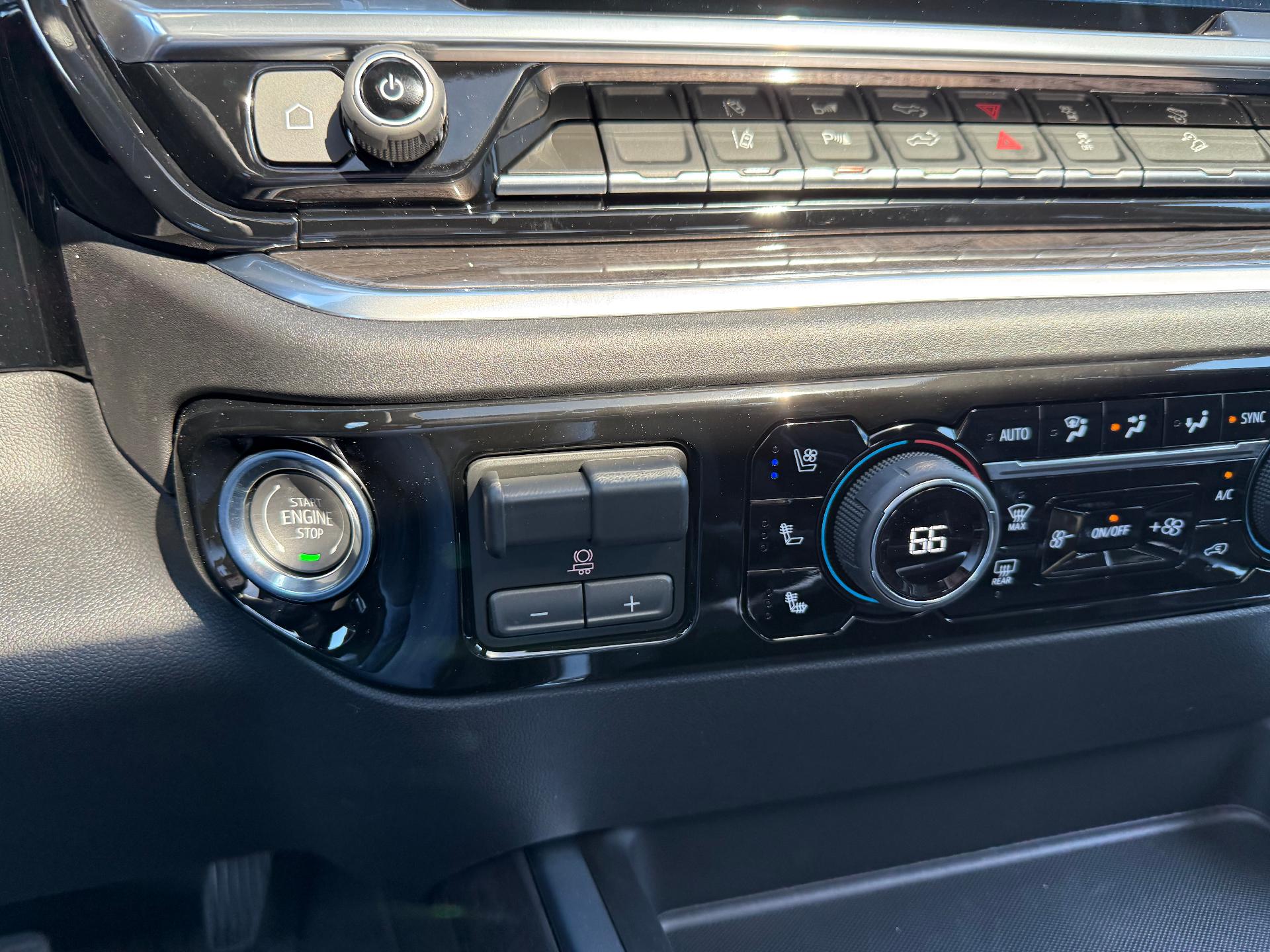 2026 Chevrolet Silverado 2500 HD photo 19 of 21