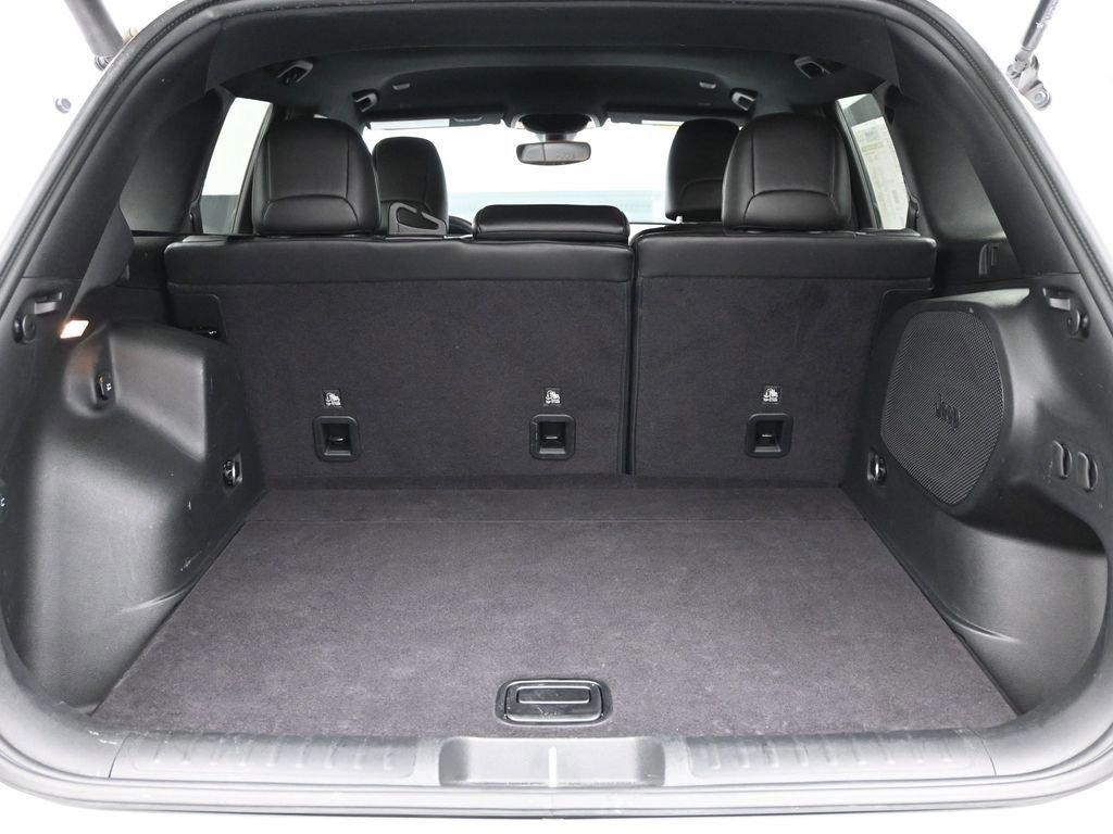 2020 Jeep Cherokee Vehicle Photo in Marion, IA 52302