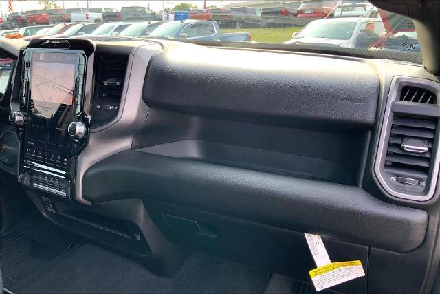 2025 Ram 2500 Vehicle Photo in KANSAS CITY, MO 64114-4502