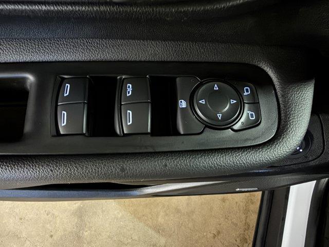 2022 GMC Terrain Vehicle Photo in LEOMINSTER, MA 01453-2952