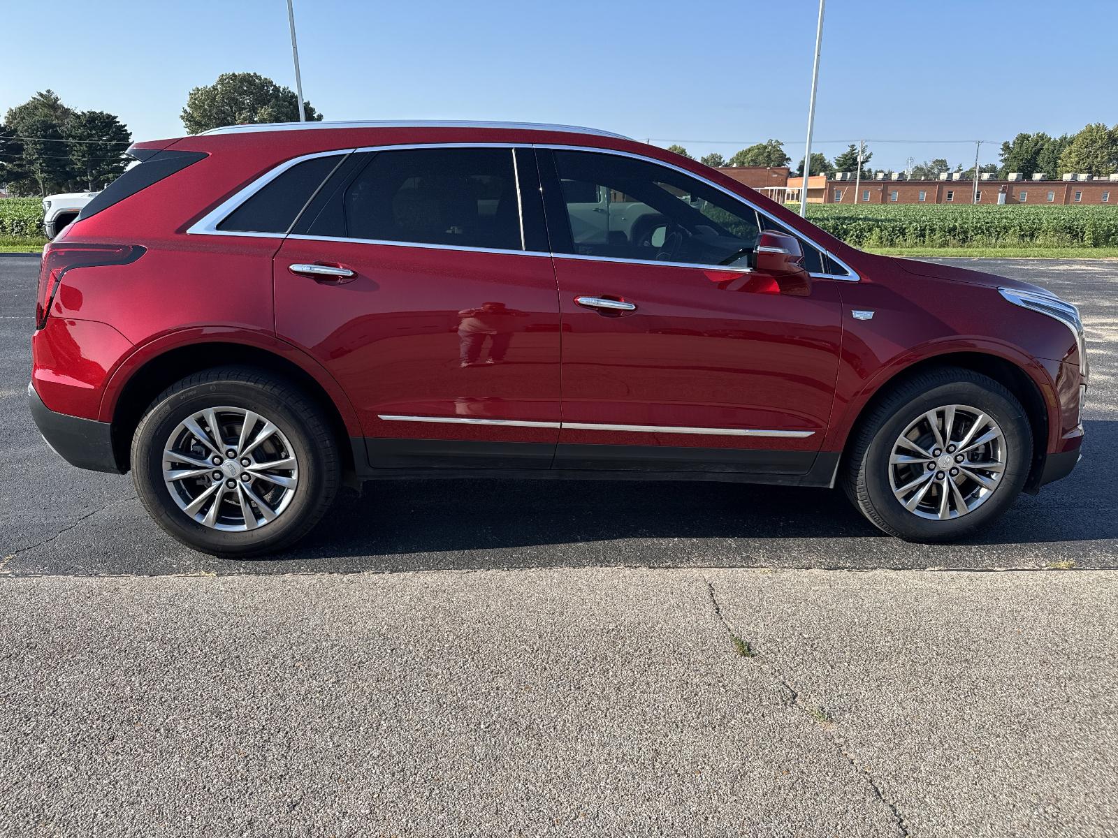 View vehicle photo 6
