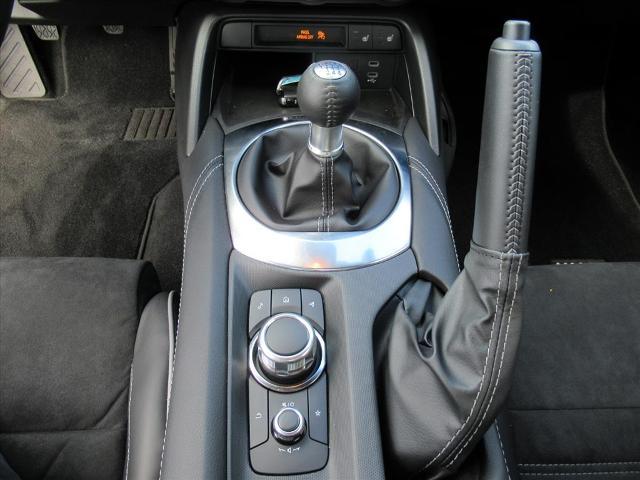 2025 Mazda MX-5 Miata Vehicle Photo in LEESBURG, FL 34788-4022